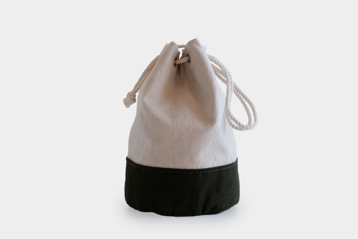 CAMERA POUCH 